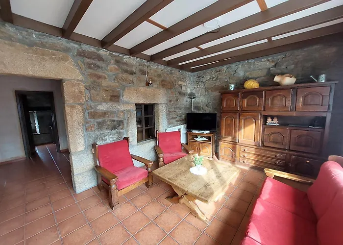 בית כפרי Casa Del Cura *